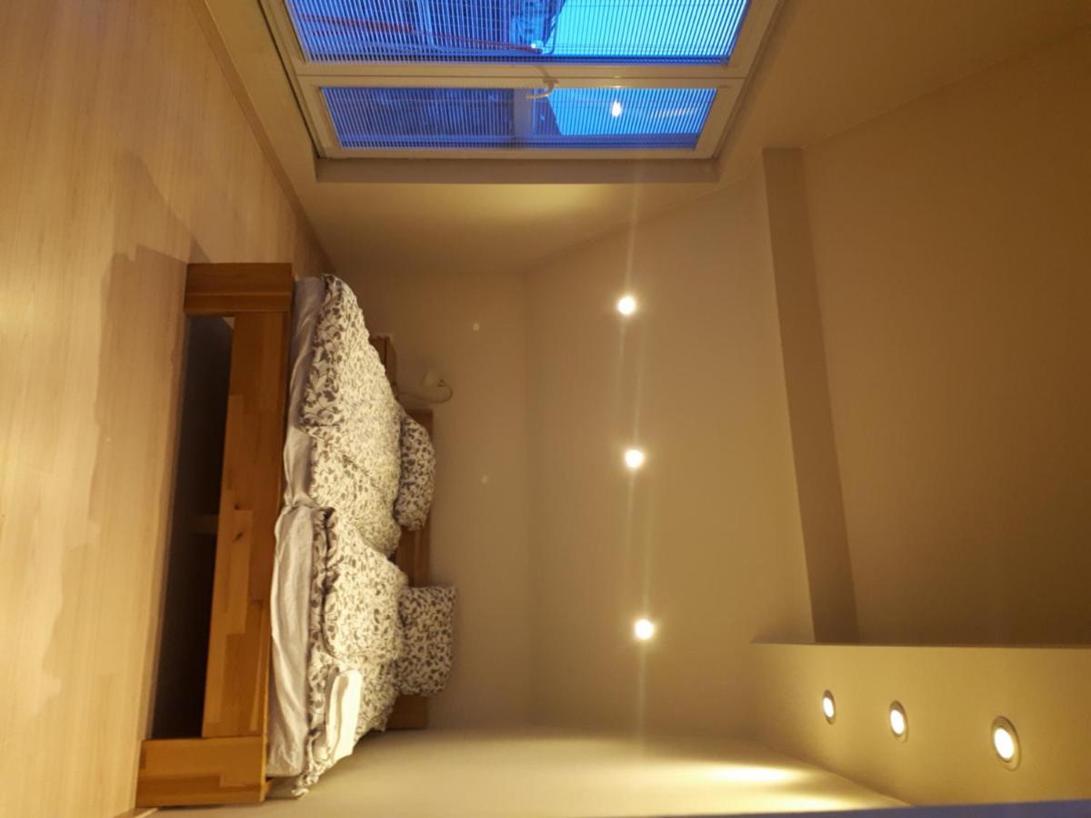 Utulny V 15 Apartman Pozsony